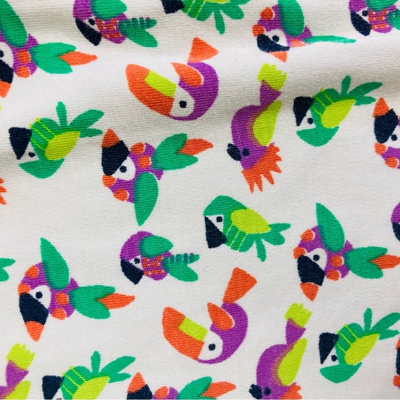 Roller Rabbit white, tropical bird print two piece pajamas set Pima cotton. 6. - Picture 4 of 7